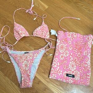 Triangl pink floral bikini set